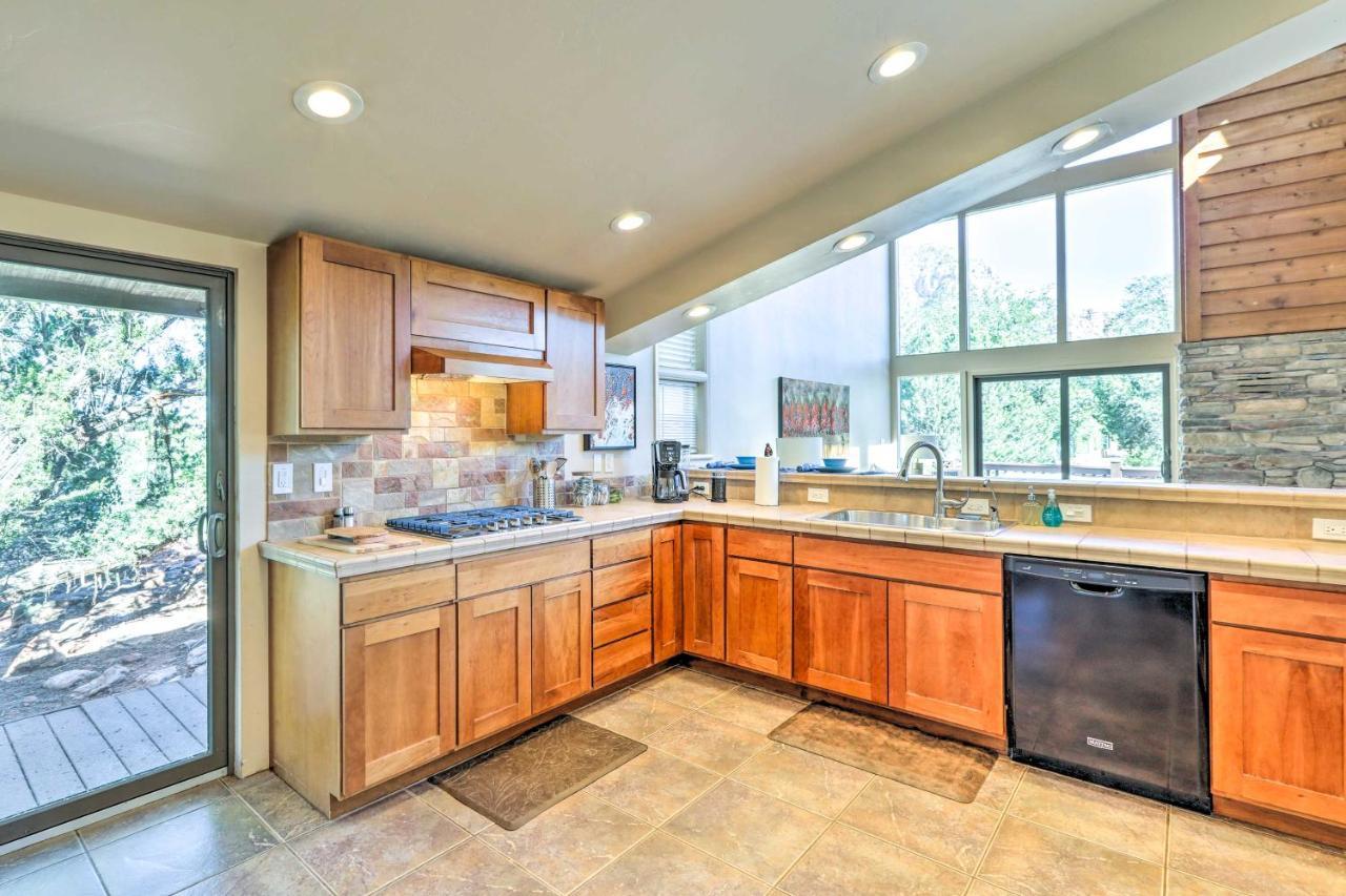 Bright Sedona Home With Deck And Mountain Views! Ngoại thất bức ảnh